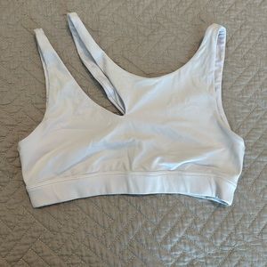 Ali Yoga White Sports Bra